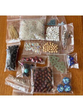 Assorted Beads Variety Kit For Jewelry Making Crafting DIY Multi-Color Shapes